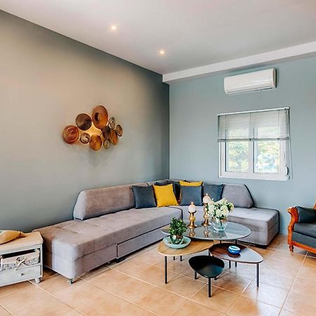 Afandou Beach Villas Sofias ภายนอก รูปภาพ