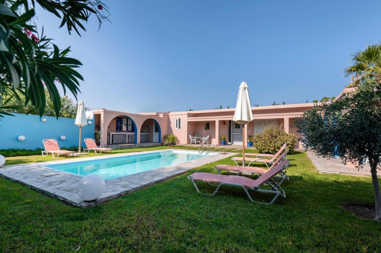 Afandou Beach Villas Sofias ภายนอก รูปภาพ